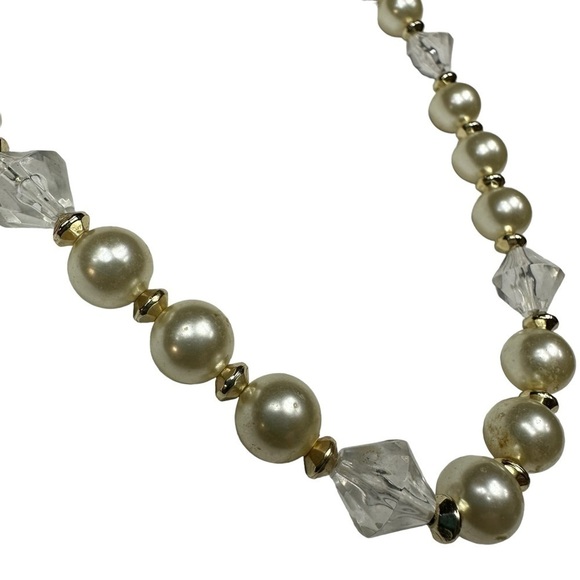 Five (5) Gorgeous Beaded Vintage Necklaces - Picture 3 of 13